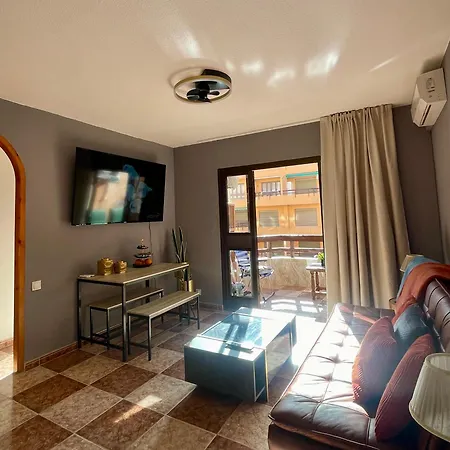 Apartment London Bus 2-bed 1min Walk To The In Spain